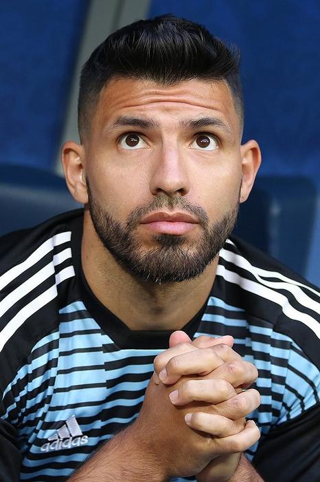 Sergio Agüero — batalla de aura de Argentina