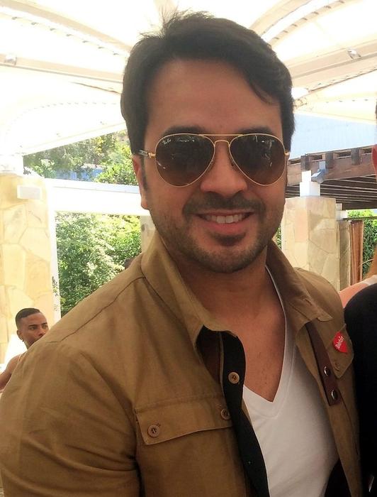 Luis Fonsi — batalla de aura de Batalla General