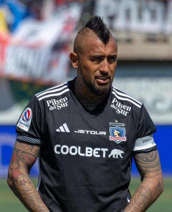 Arturo Vidal — batalla de aura de Chile